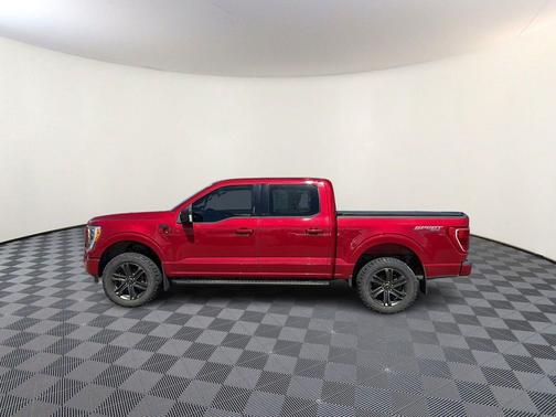 Rapid Red Metallic Tinted Clearcoat 2021 Ford F-150 XLT