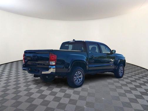 Black 2017 Toyota Tacoma SR5