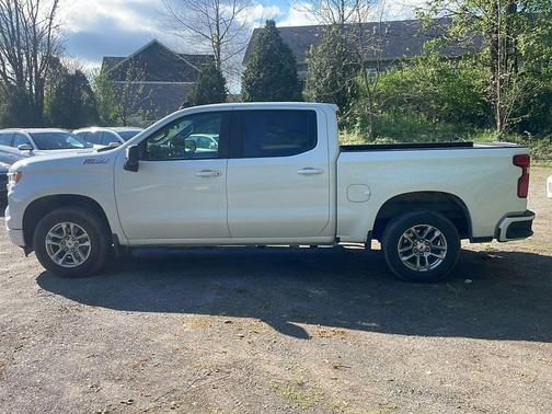 Summit White 2024 Chevrolet Silverado 1500 RST