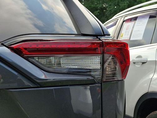 Magnetic Gray Metallic 2025 Toyota RAV4 XLE