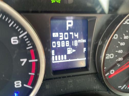 Ice Silver Metallic 2016 Subaru Impreza 2.0i