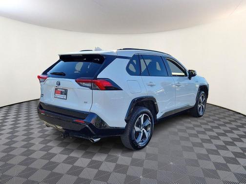 Ice Cap 2024 Toyota RAV4 Prime SE