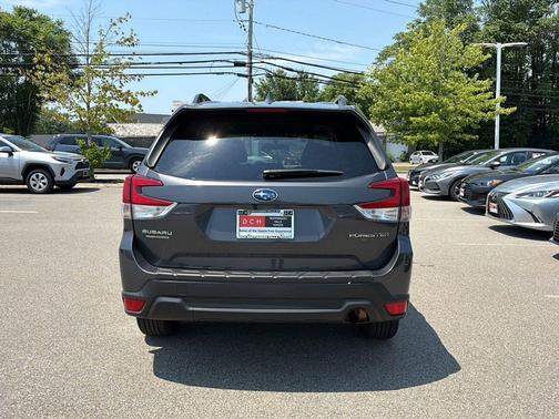 Magnetite Gray Metallic 2022 Subaru Forester Premium
