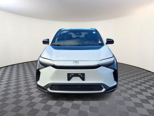 2023 Toyota bZ4X Limited