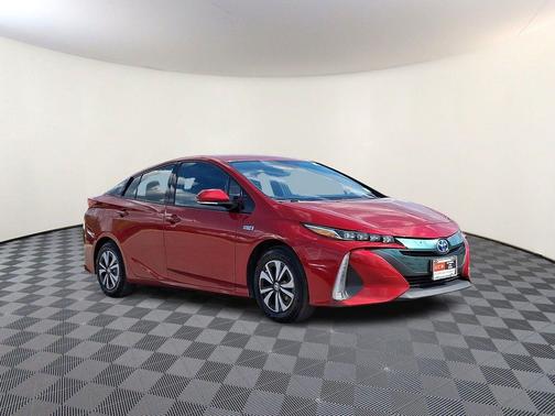 Hypersonic Red 2018 Toyota Prius Prime Plus