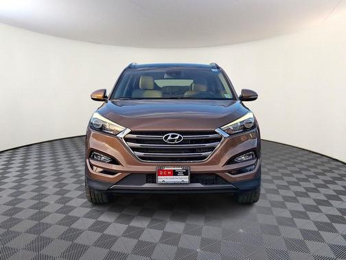Mojave Sand 2016 Hyundai TUCSON Limited