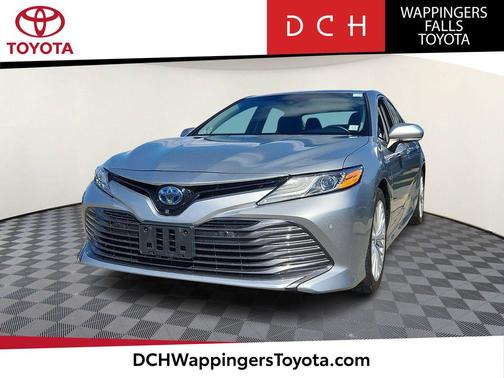 2018 Toyota Camry Hybrid XLE