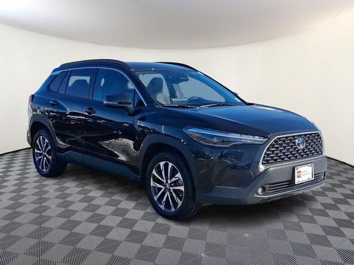 2025 Toyota Corolla Cross XLE