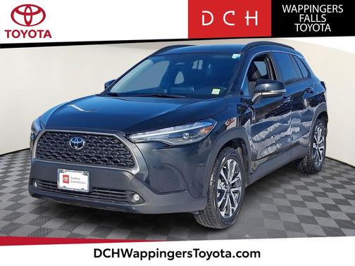 2025 Toyota Corolla Cross XLE