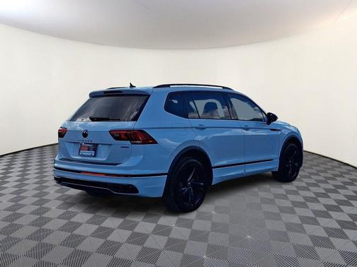 Pure White 2023 Volkswagen Tiguan 2.0T SE R-Line Black 4MOTION