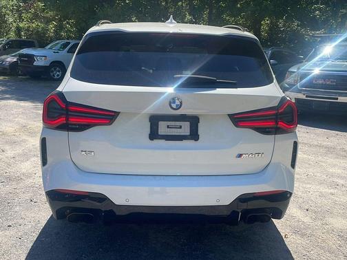 Alpine White 2022 BMW X3 M40i