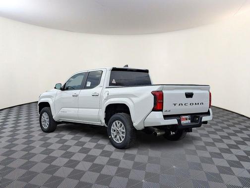 Ice Cap 2026 Toyota Tacoma SR5