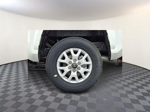 Ice Cap 2026 Toyota Tacoma SR5