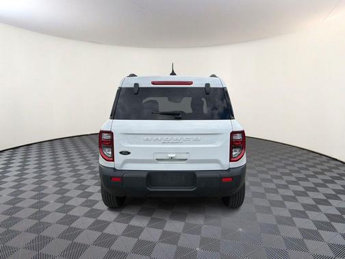 Oxford White 2025 Ford Bronco Sport Big Bend