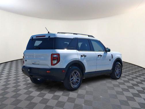 Oxford White 2025 Ford Bronco Sport Big Bend