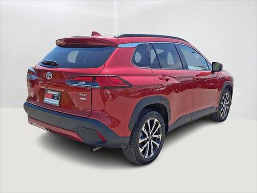 2024 Toyota Corolla Cross XLE