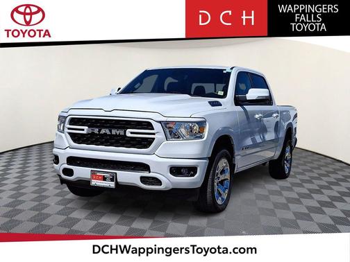 Bright White Clearcoat 2022 RAM 1500 Big Horn/Lone Star