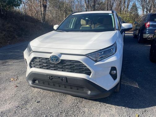 2019 Toyota RAV4 Hybrid XLE