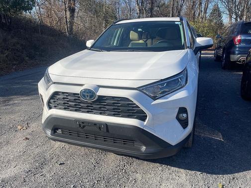 2019 Toyota RAV4 Hybrid XLE