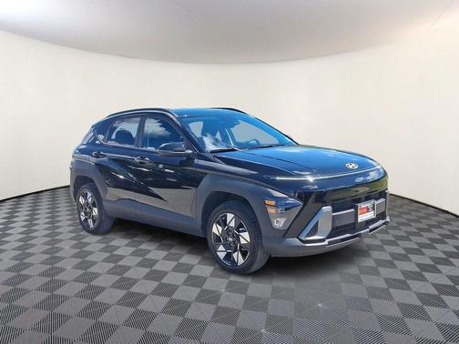 Abyss Black Pearl 2024 Hyundai KONA SEL