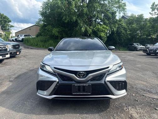 Celestial Silver Metallic/Midnight Black Metallic 2023 Toyota Camry XSE