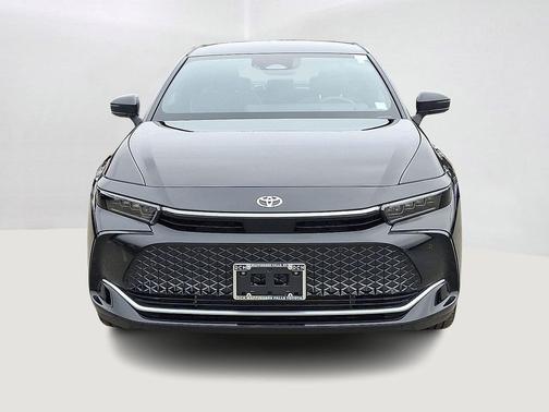 2025 Toyota Crown Platinum