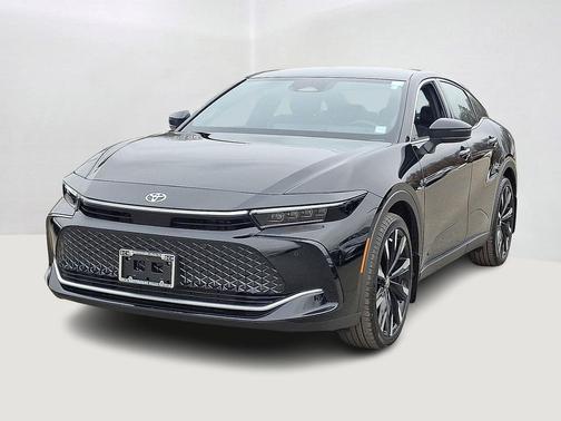 2025 Toyota Crown Platinum