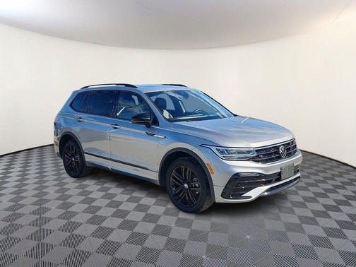 2022 Volkswagen Tiguan 2.0T SE R-Line Black 4MOTION