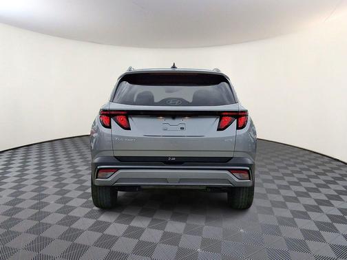 Shimmering Silver 2025 Hyundai TUCSON SEL