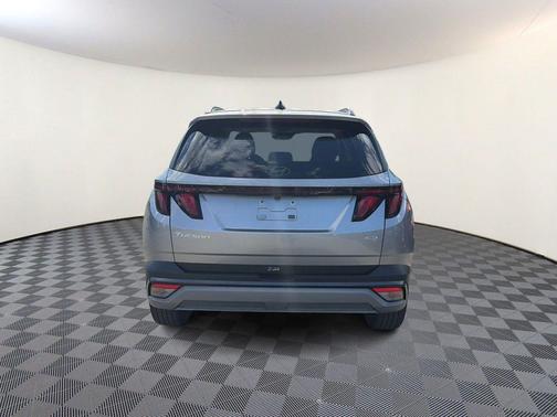 Shimmering Silver 2025 Hyundai TUCSON SEL