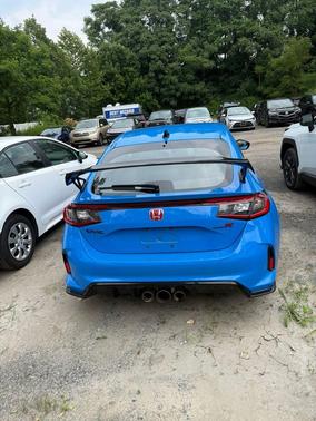 Boost Blue Pearl 2024 Honda Civic Type R