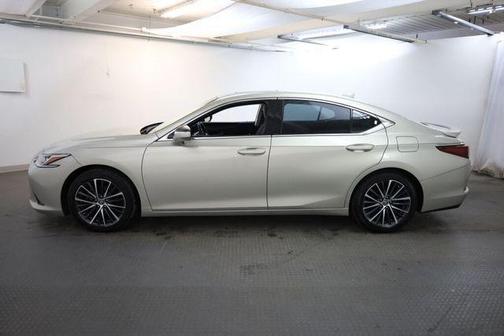 Moonbeam Beige Metallic 2022 Lexus ES 350 Base