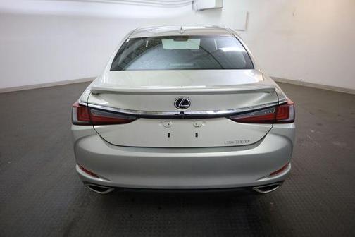 Moonbeam Beige Metallic 2022 Lexus ES 350 Base