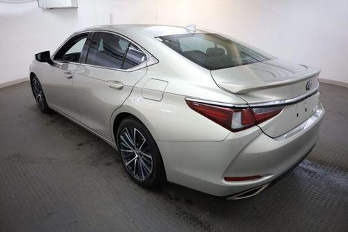 Moonbeam Beige Metallic 2022 Lexus ES 350 Base