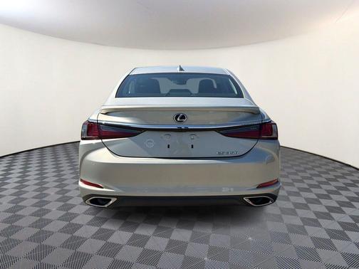 Moonbeam Beige Metallic 2022 Lexus ES 350 Base