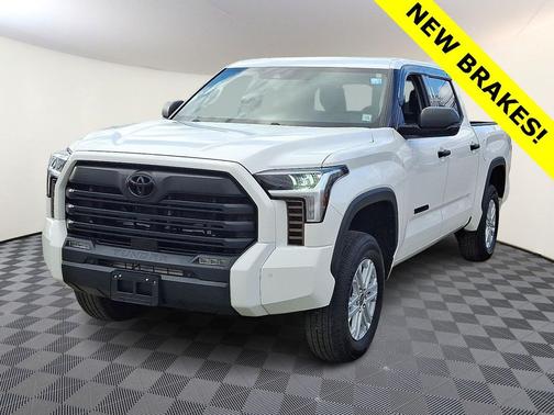 2022 Toyota Tundra SR5