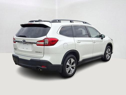2022 Subaru Ascent Premium 8-Passenger