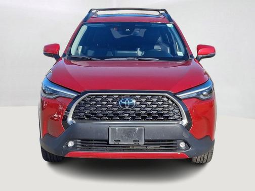 2022 Toyota Corolla Cross XLE