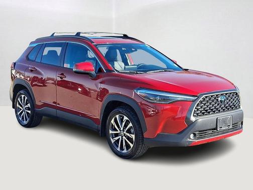2022 Toyota Corolla Cross XLE