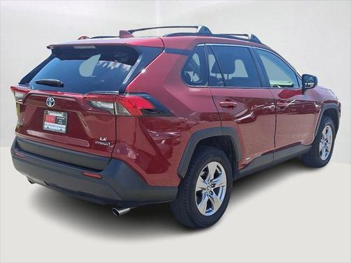 2022 Toyota RAV4 Hybrid LE