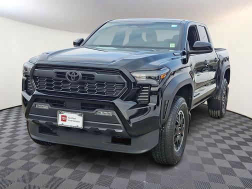 2025 Toyota Tacoma Hybrid TRD Off Road