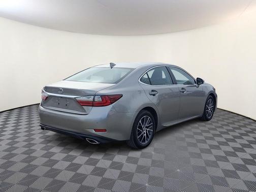 2016 Lexus ES 350 Base