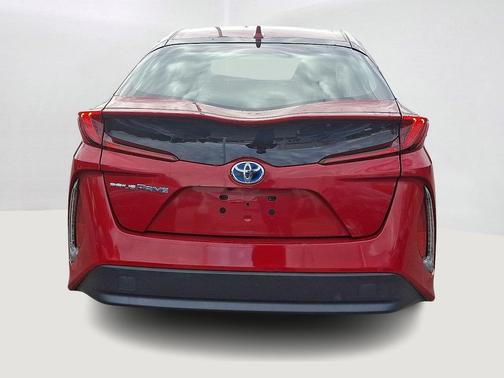 2021 Toyota Prius Prime LE