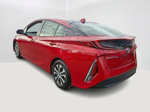 2021 Toyota Prius Prime LE