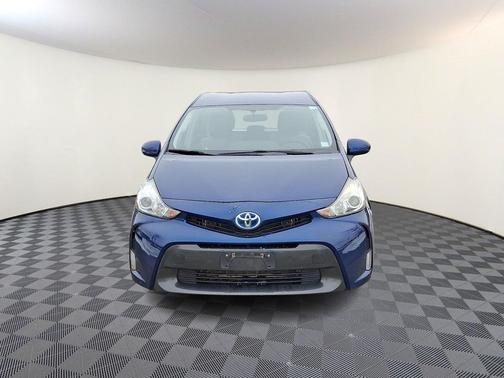 2015 Toyota Prius v Three
