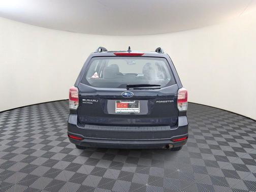 Dark Gray Metallic 2018 Subaru Forester 2.5i