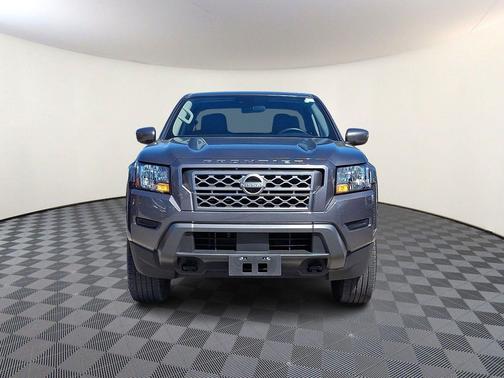 Gun Metallic 2024 Nissan Frontier SV