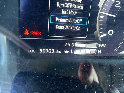 Midnight Black Metallic 2022 Toyota Tundra Platinum