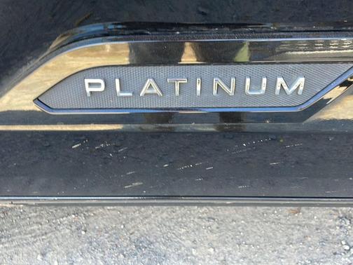 Midnight Black Metallic 2022 Toyota Tundra Platinum