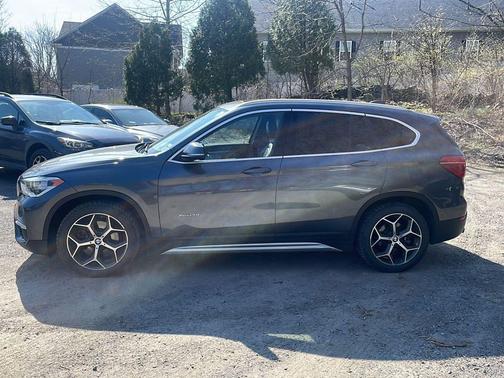 Mineral Gray Metallic 2016 BMW X1 xDrive 28i